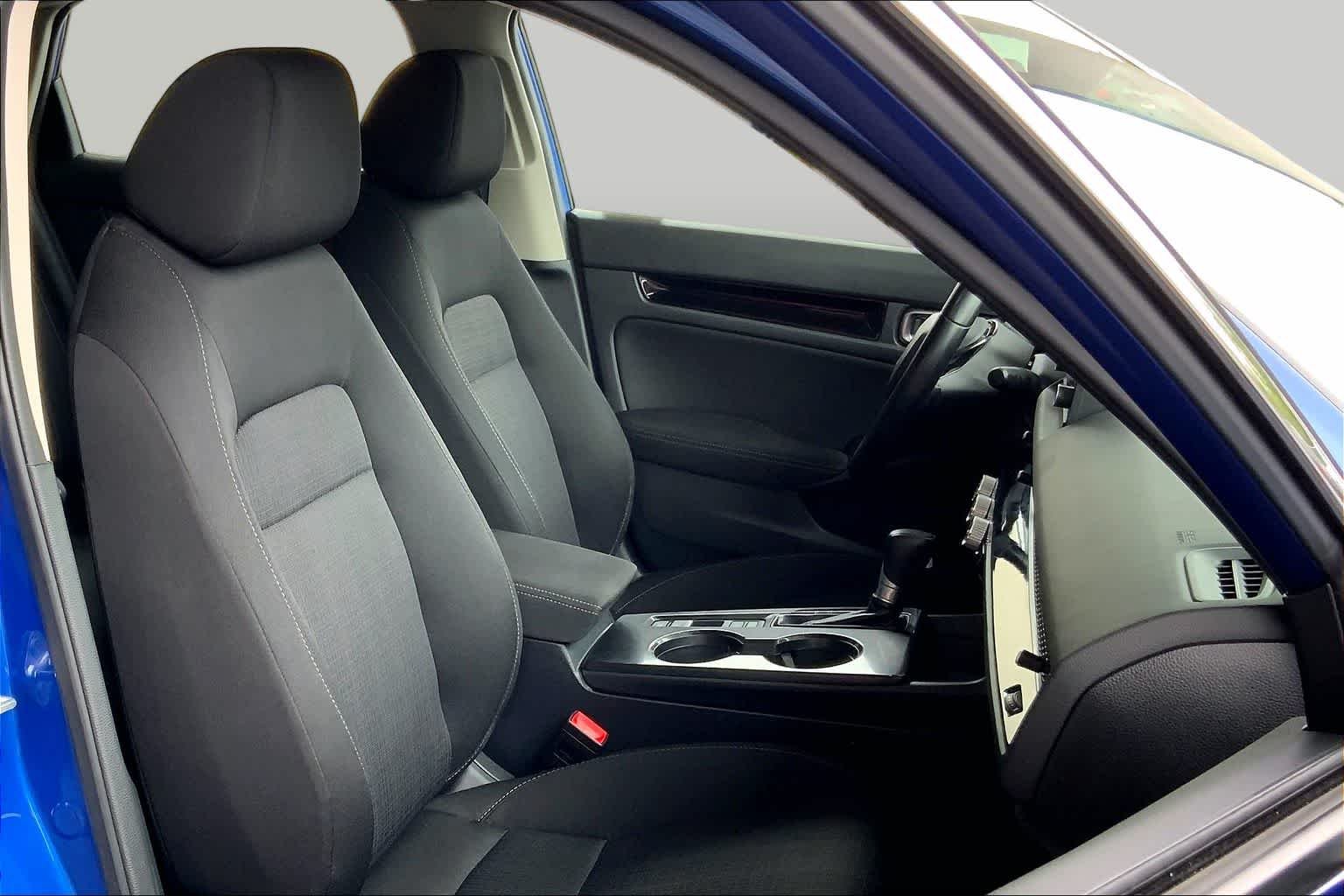 Used 2024 Aegean Blue Metallic Honda EX image 9