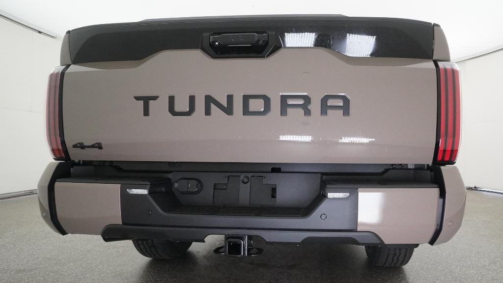 2026 Toyota Tundra Platinum - Photo 16