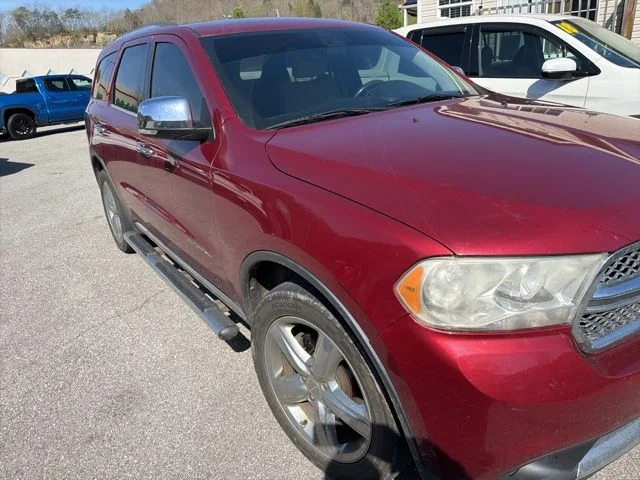 Used 2013 Red Dodge Citadel image 3