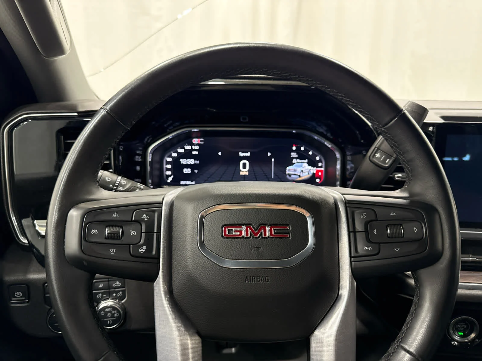 Certified Used 2024 Sterling Metallic GMC SLT image 23