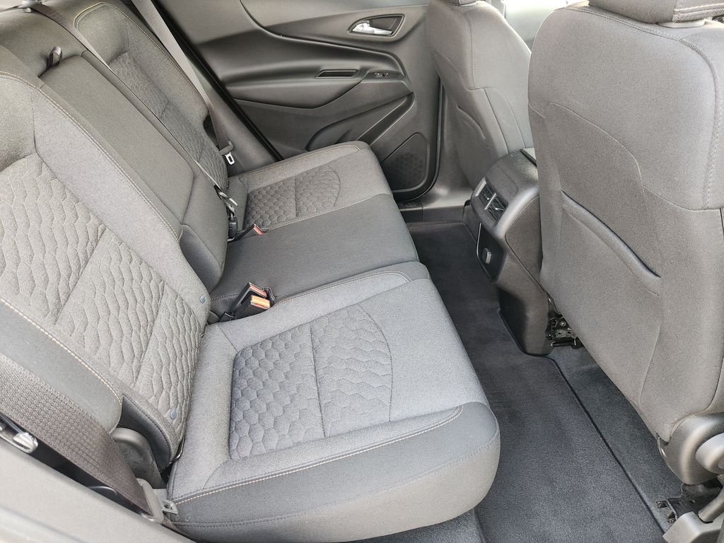 Used 2018 Silver Ice Metallic Chevrolet LT image 33