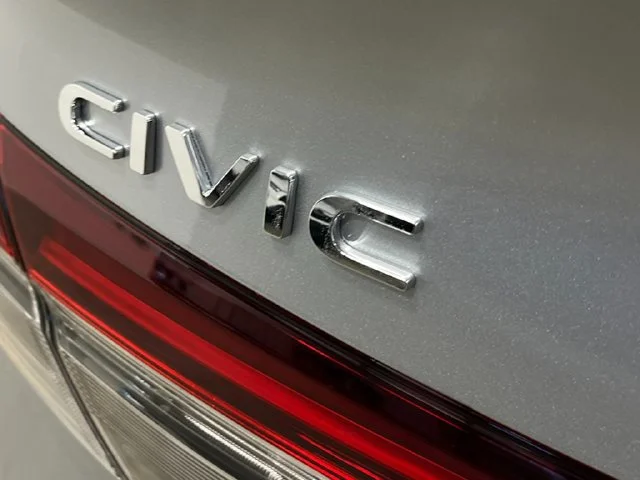 New 2026 Solar Silver Metallic Honda 2WD Sport Touring Hybrid image 7