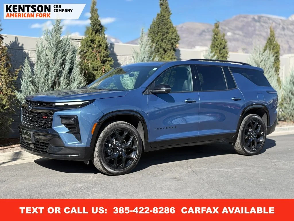 2025 Chevrolet Traverse RS AWD's photo