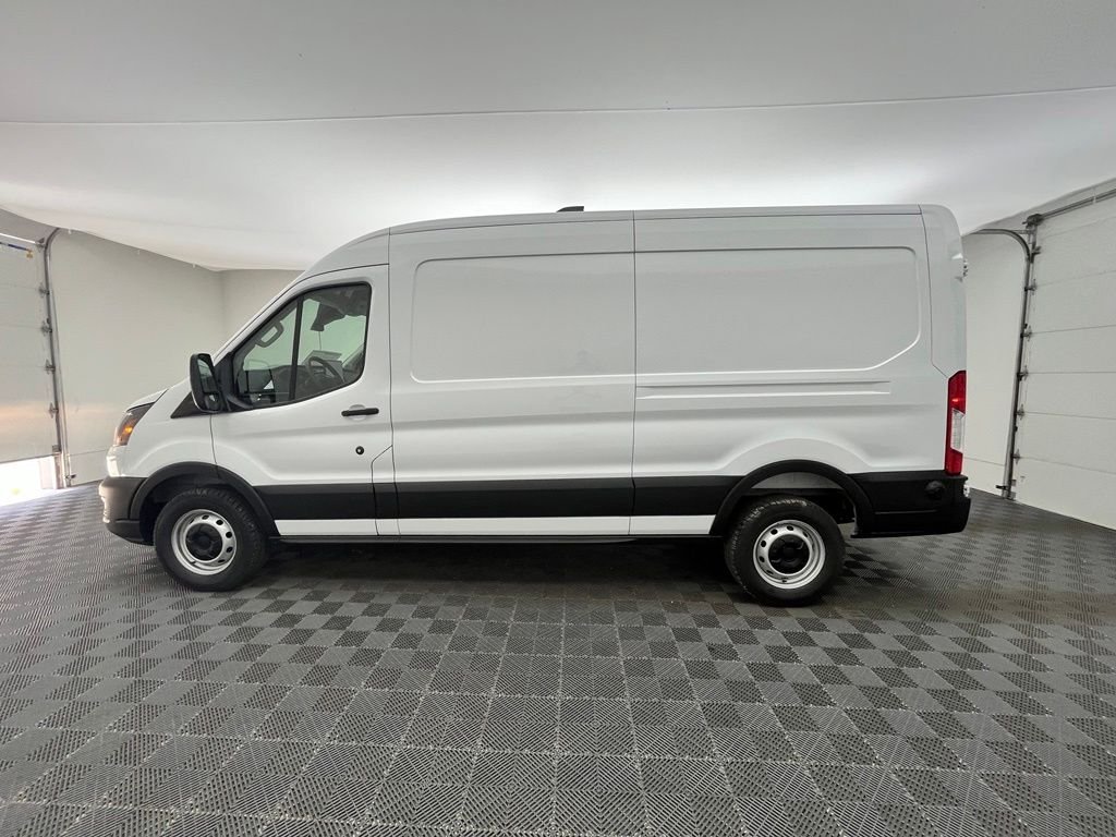 New 2026 White Ford Base image 13