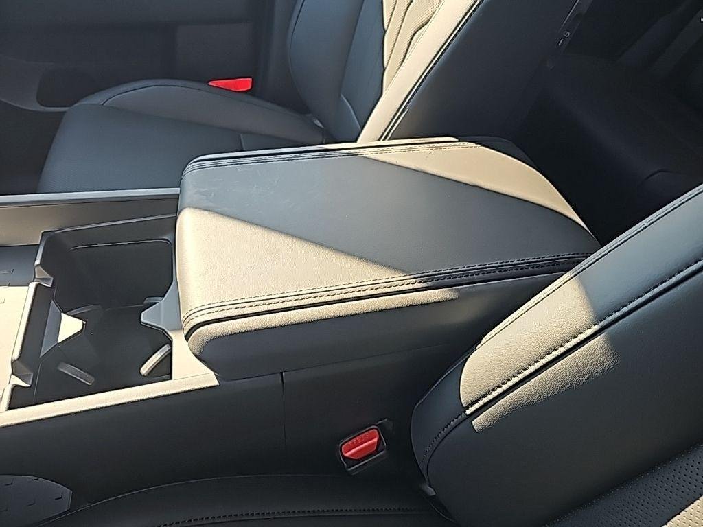 New 2026 Black Hyundai SEL image 20