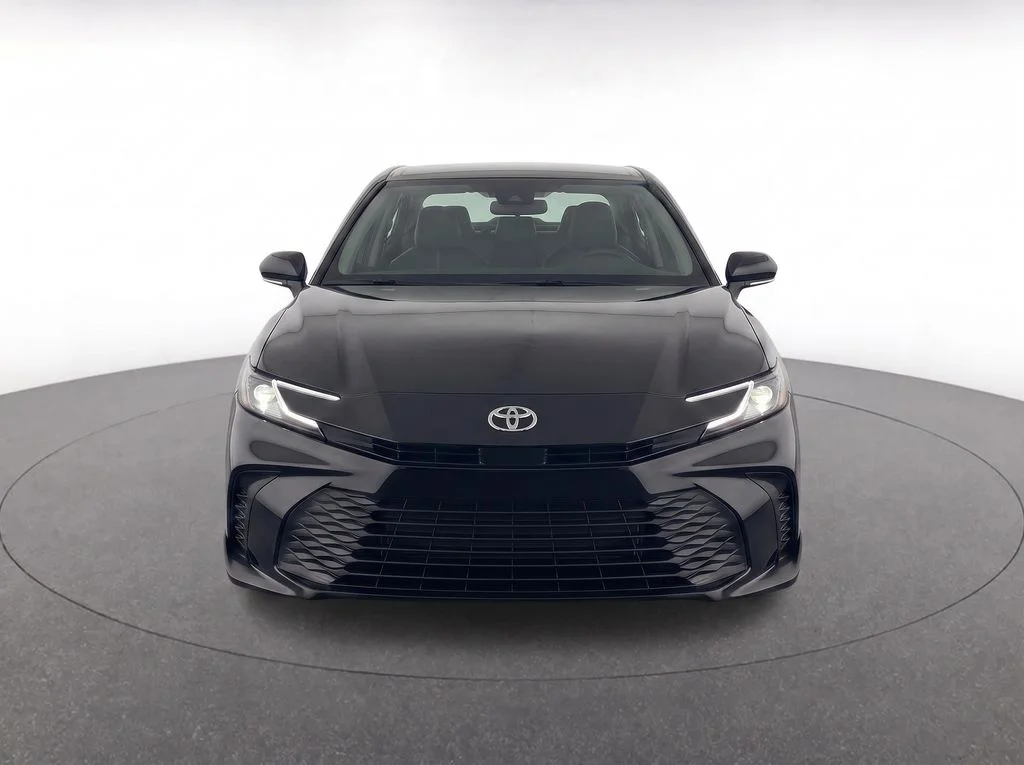 Used 2025  Toyota XSE image 5