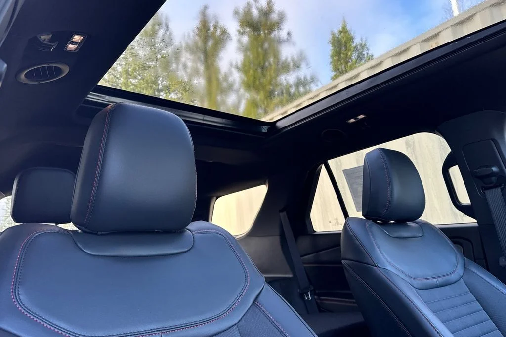 New 2026 White Metallic Ford ST-Line image 18