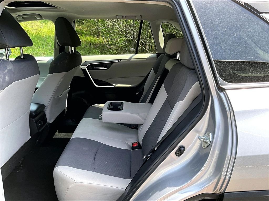 Used 2023 Silver Toyota XLE image 16