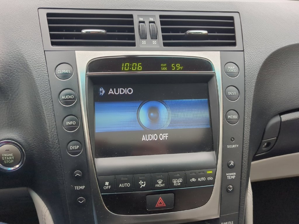 Used 2008 Silver Lexus 350 image 25