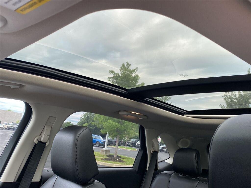 Used 2020 Rapid Red Metallic Tinted Clearcoat Ford Titanium image 5