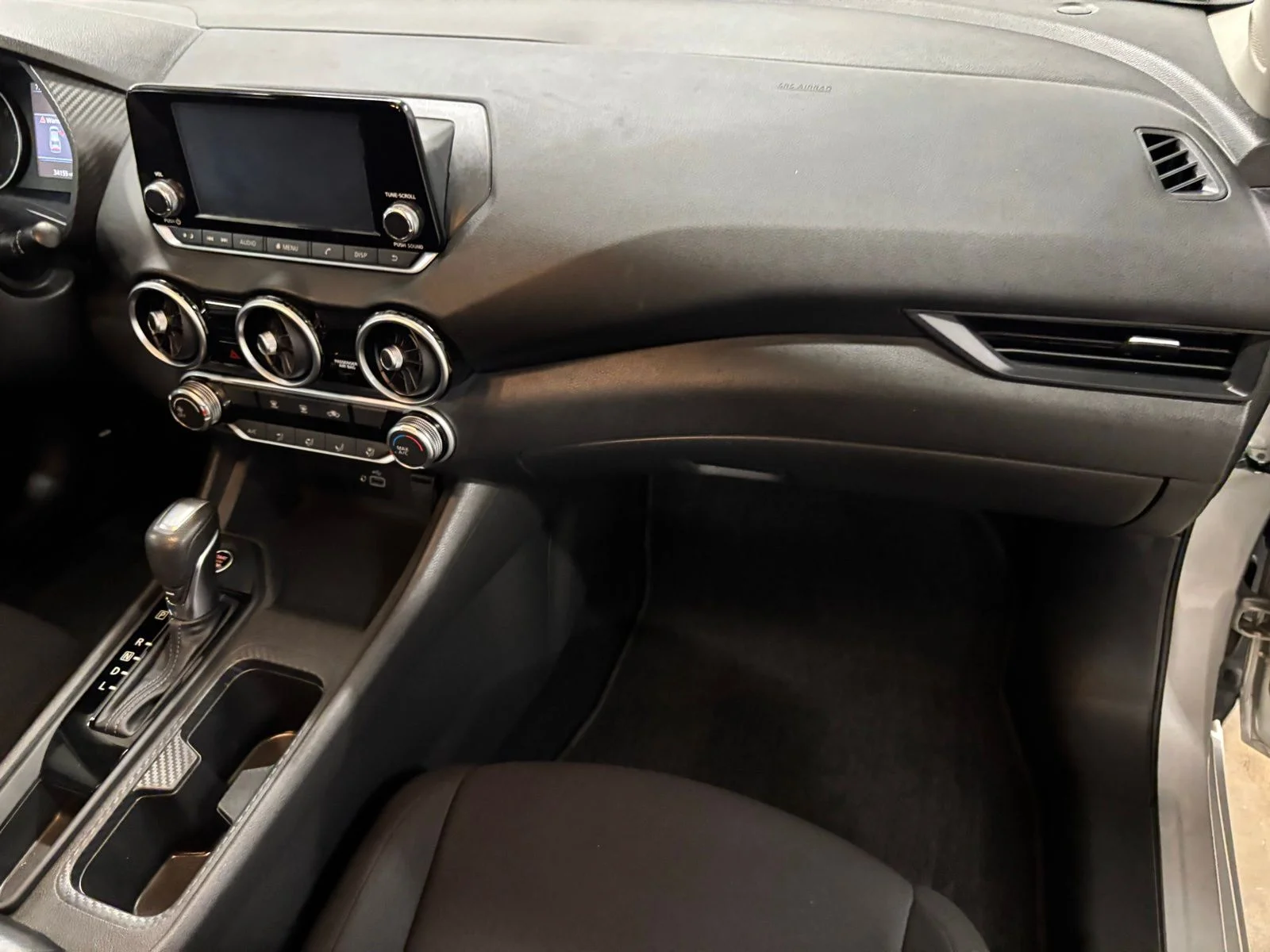 Used 2023 Silver Nissan S image 20