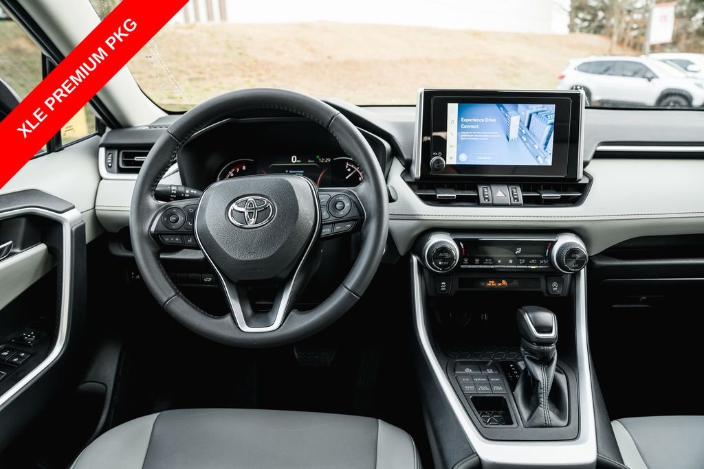 2024 Toyota RAV4 XLE Premium - Photo 13