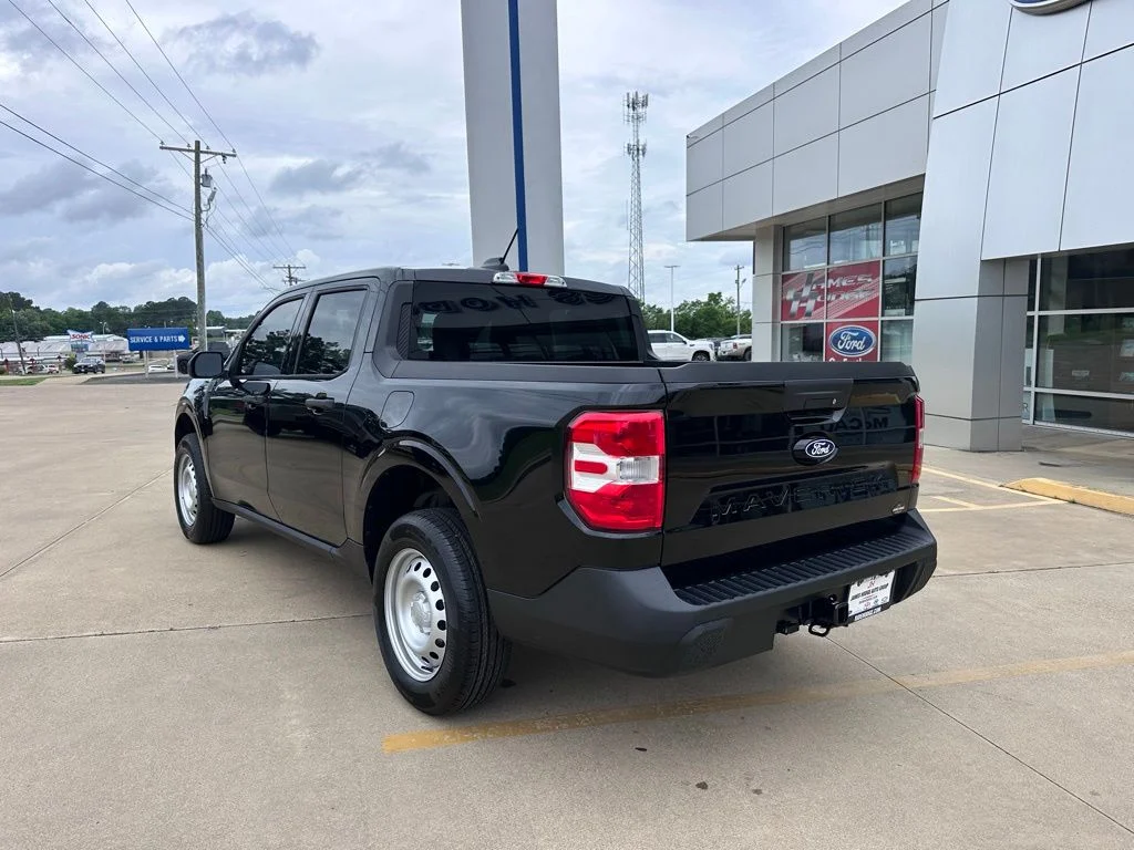 New 2026 Shadow Black Ford XL image 2
