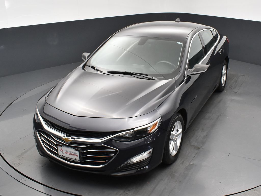 Used 2022 Gray Chevrolet LS image 19