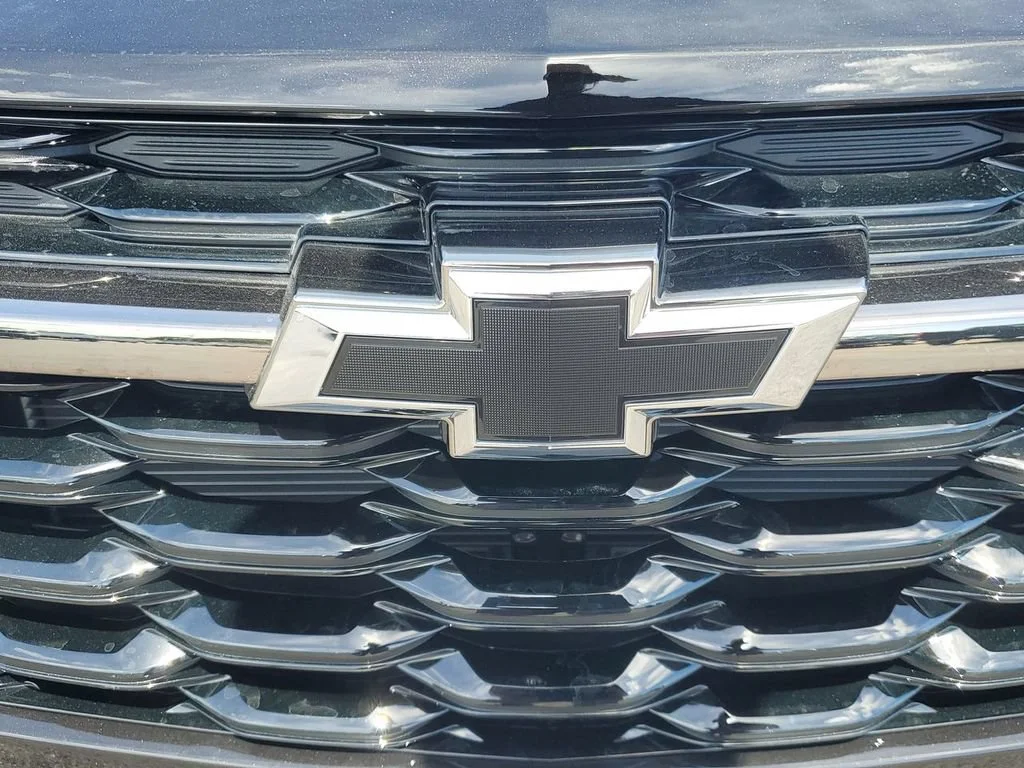 New 2026 Mosaic Black Metallic Chevrolet 2RS image 31