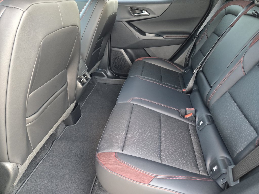 2027 Chevrolet Equinox RS - Photo 15