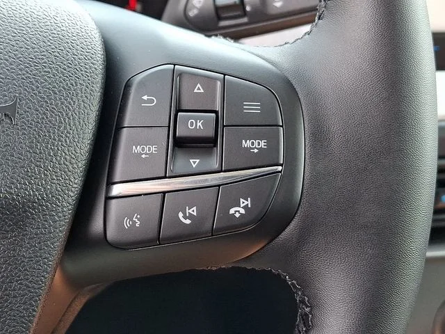 New 2026 Oxford White Ford XLT image 13