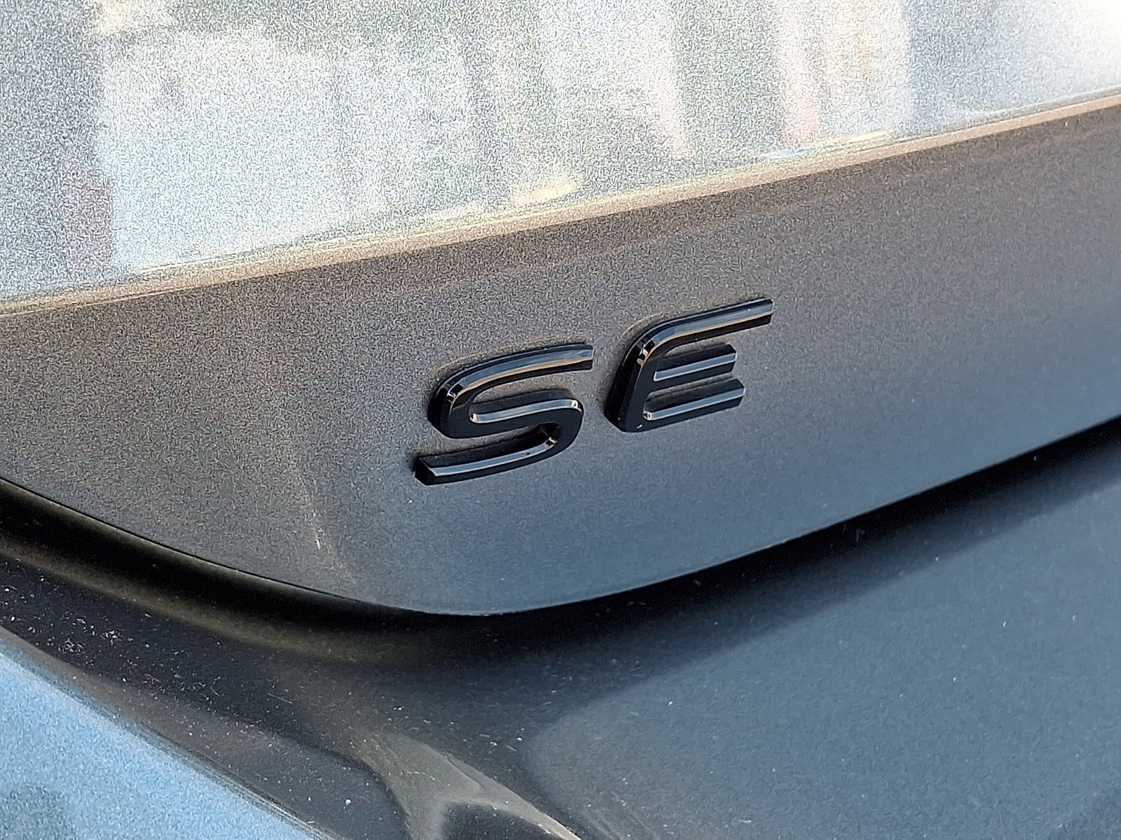 Used 2026 Platinum Gray Metallic   2R2r Volkswagen SE R-Line Black image 29