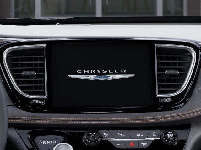 New 2026 Bright White Clear-Coat Exterior Paint Chrysler Pinnacle image 20