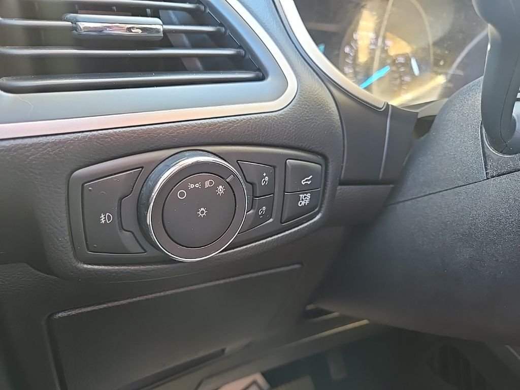 Used 2019 Blue Ford SEL image 47