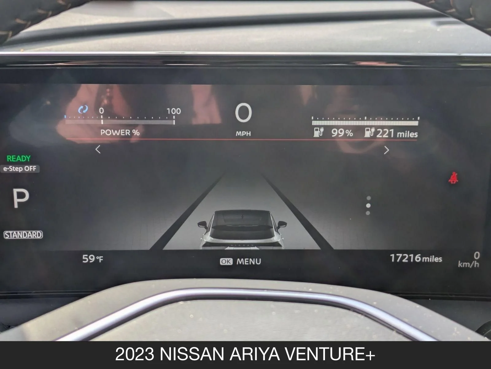 Used 2023 Everest White Pearl Tricoat/Black Diamond Pearl Nissan VENTURE+ image 19