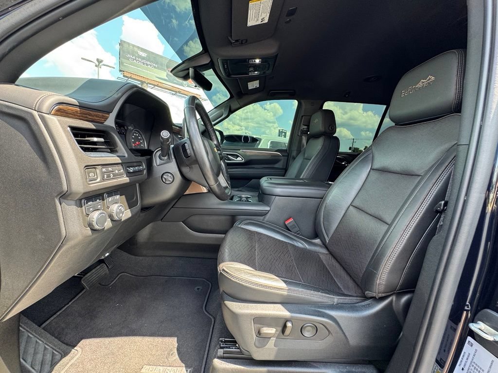 Used 2021 MIDNIGHT BLUE METALLIC Chevrolet High Country image 24