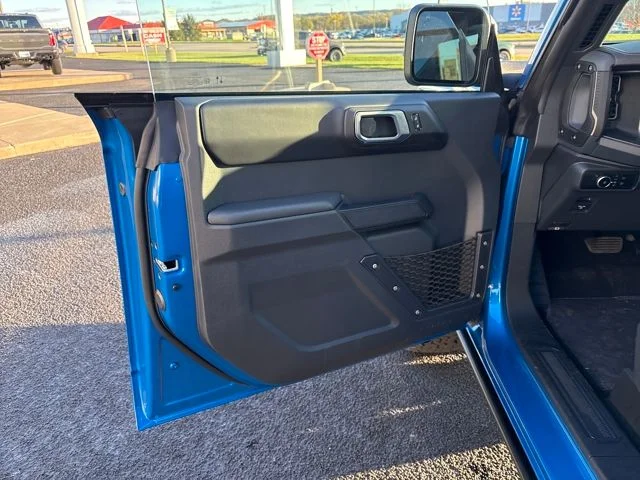 New 2025 Velocity Blue Metallic Ford Badlands® image 17