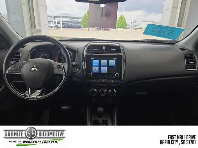 Used 2024 Silver Mitsubishi  image 12