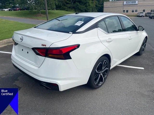 Used 2026 White Nissan 2.5 SR image 5