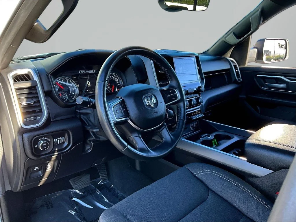Used 2019 White Ram Big Horn/Lone Star image 20