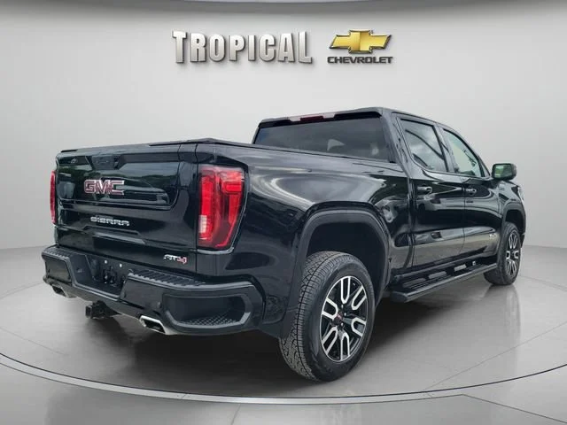 Used 2022 Onyx Black GMC AT4 image 5