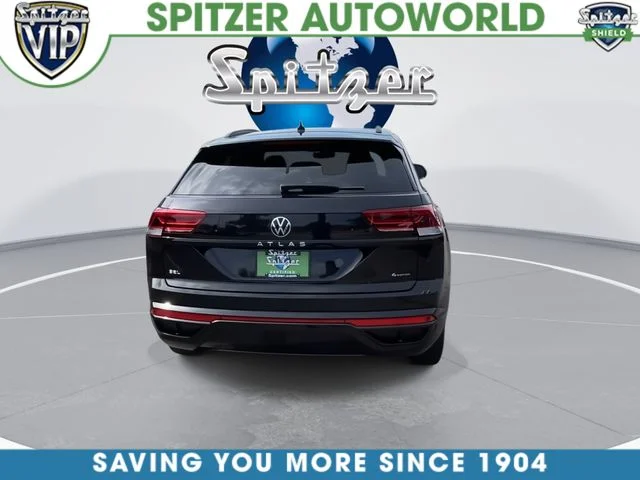 Used 2023 Black Volkswagen 2.0T SEL R-Line image 8