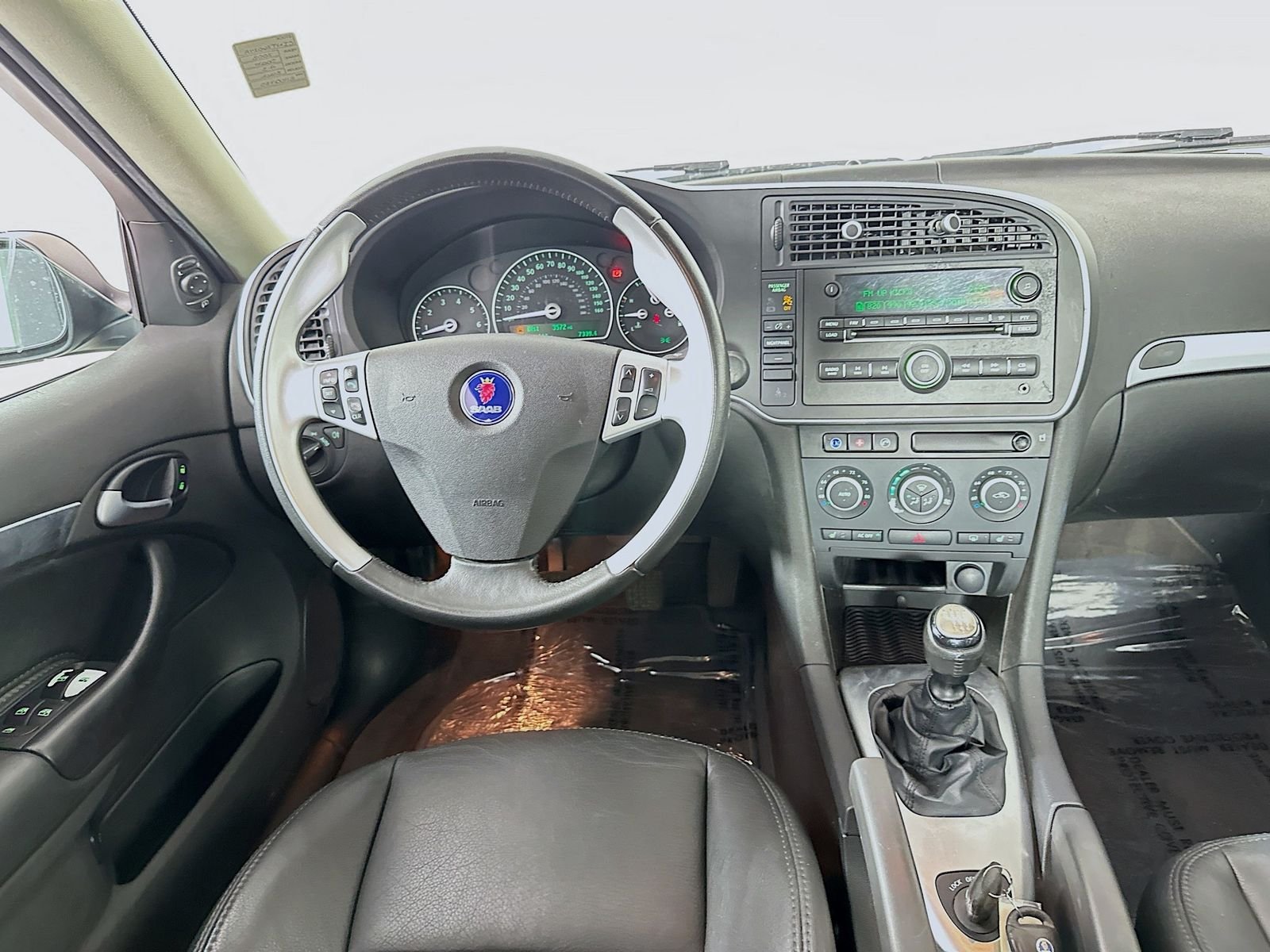 Used 2008 Jet Black Metallic Saab Aero image 22