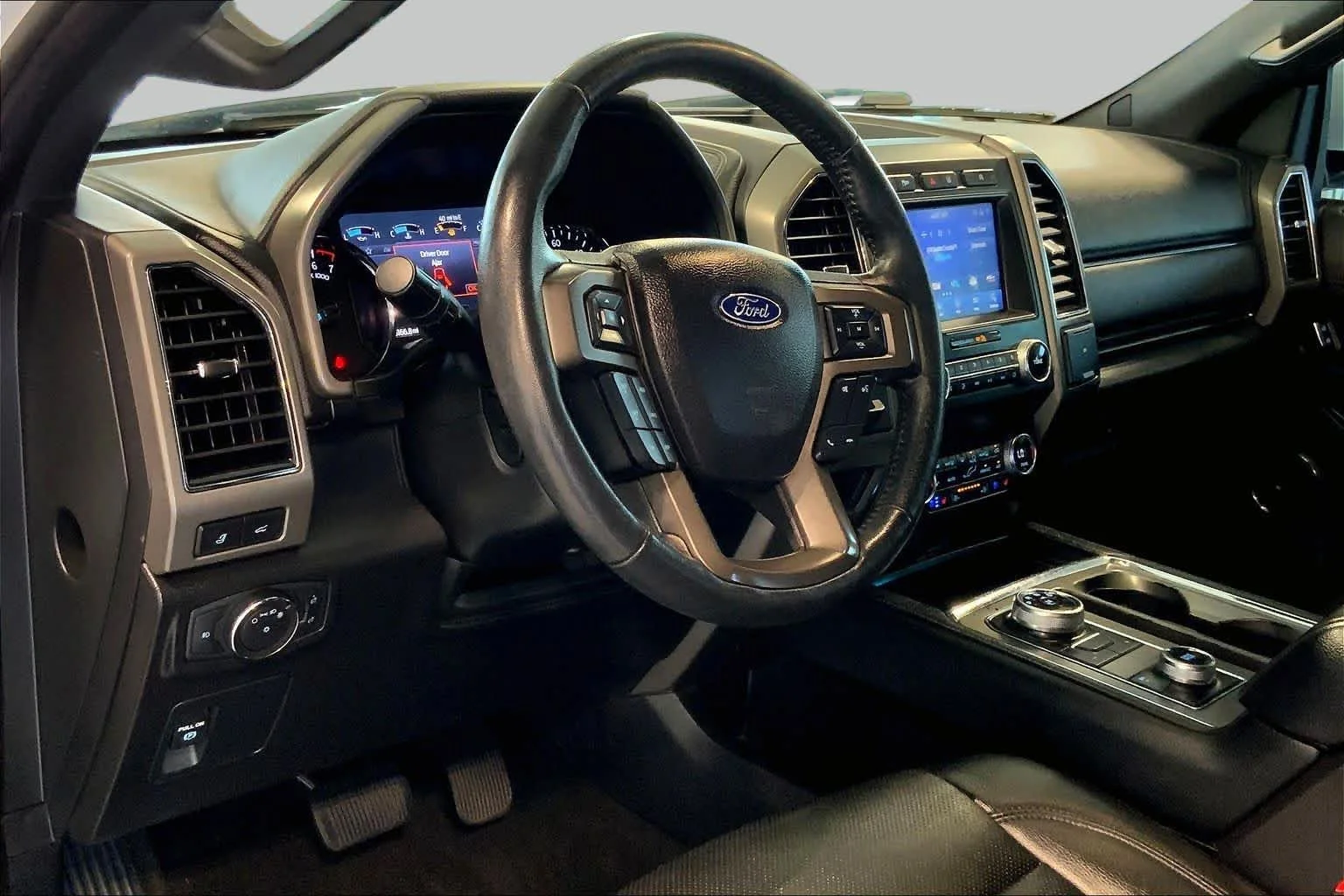Used 2020 Oxford White Ford XLT image 18