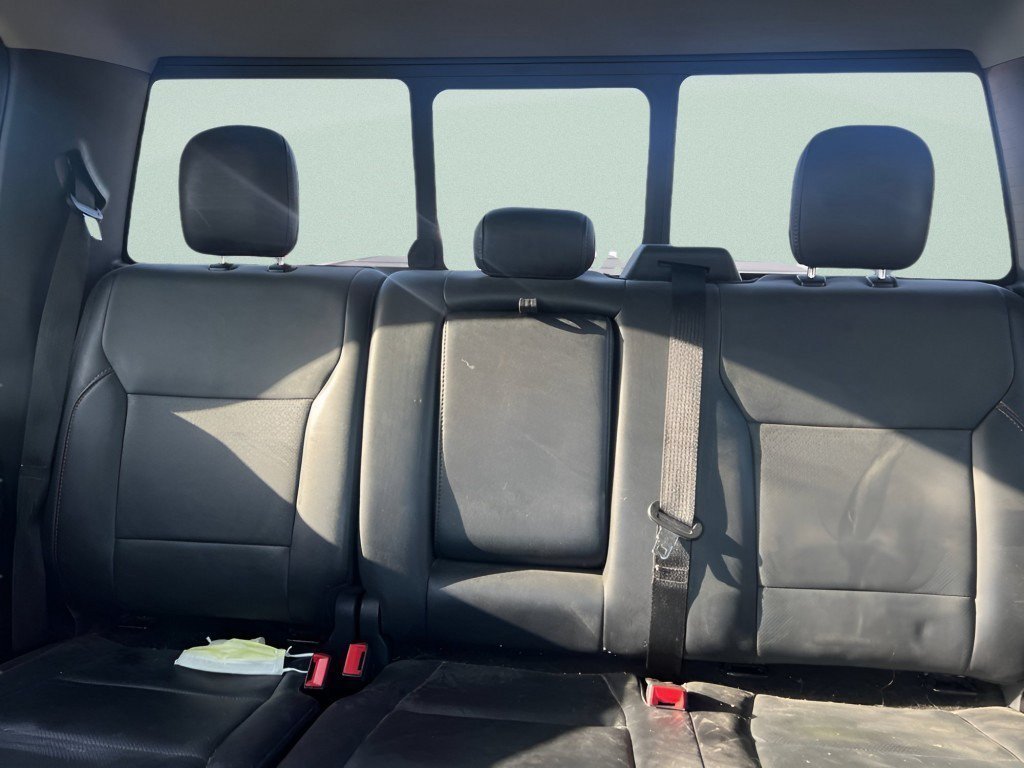 Used 2021 Oxford White Ford Lariat image 28