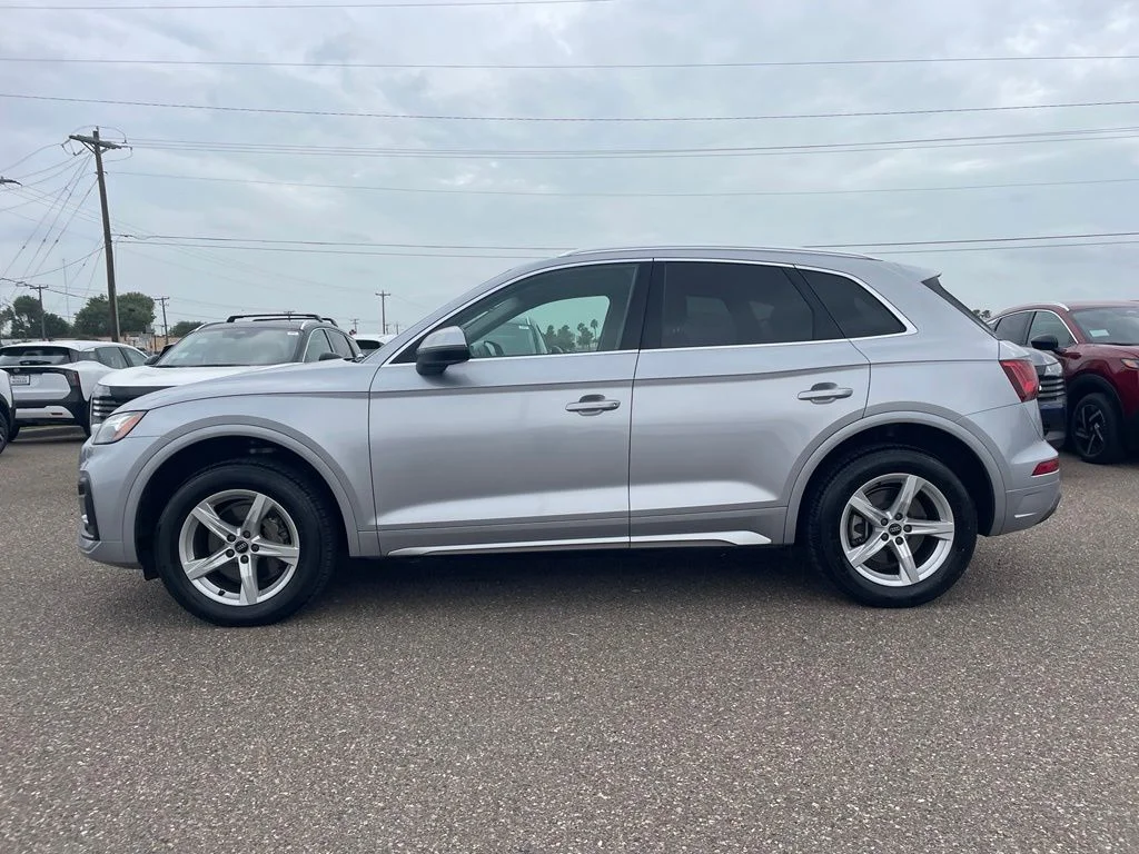 Used 2022 Silver Audi 40 Premium image 4