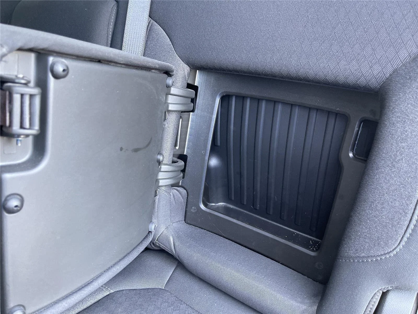 Used 2022 Shadow Gray Metallic Chevrolet RST image 36