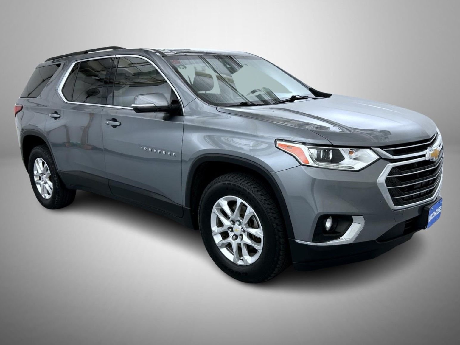Used 2019 Gray Chevrolet LT image 3