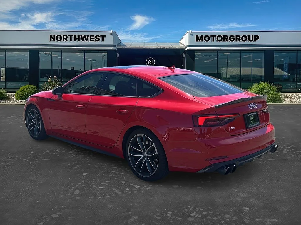 Used 2018 Tango Red Metallic Audi Prestige image 5