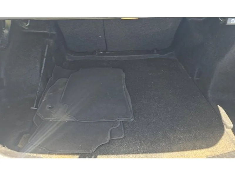 Used 2020 Shadow Gray Metallic Chevrolet LT image 9