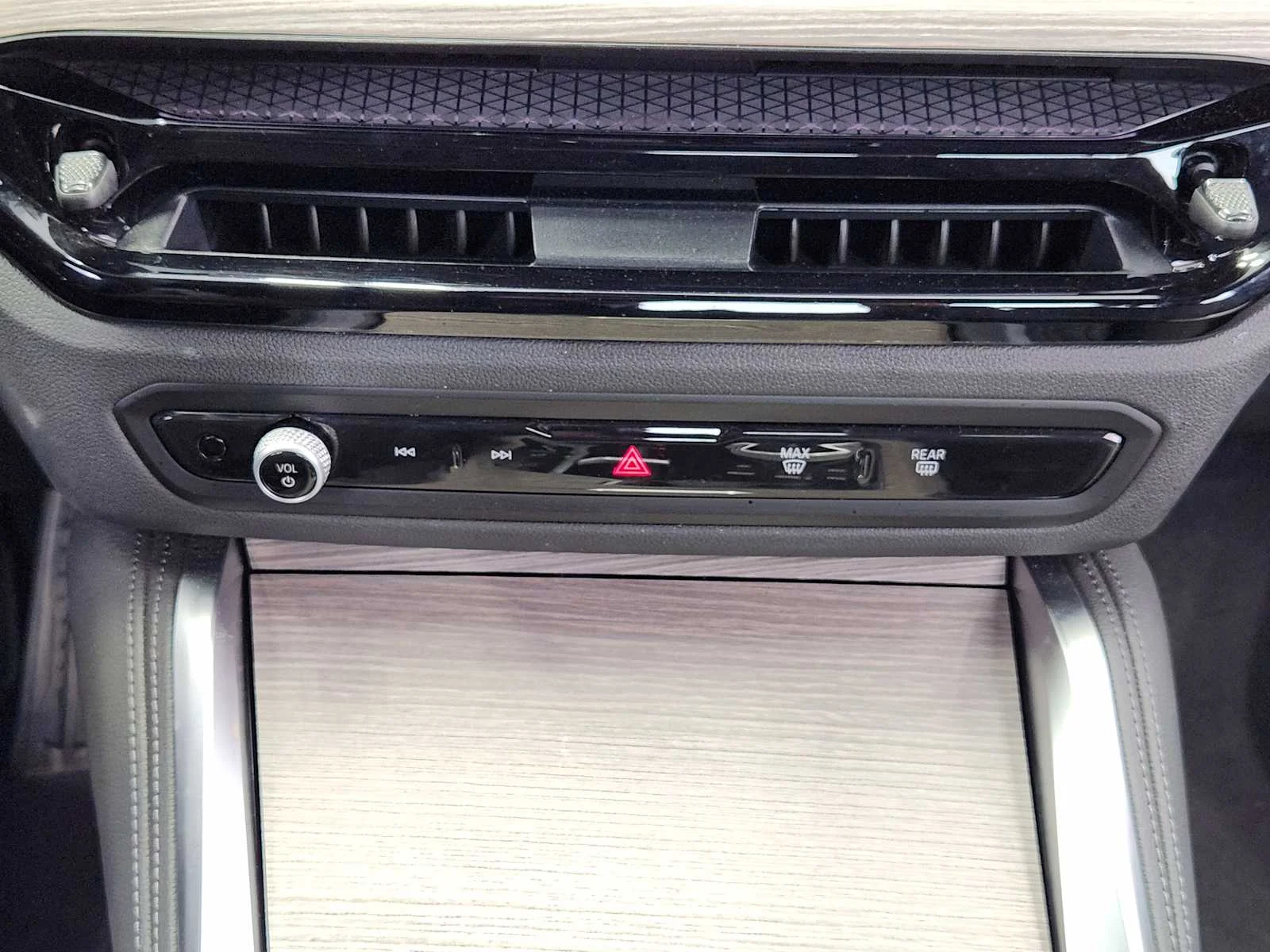 Certified Used 2025 Skyscraper Grey Metallic BMW 230i xDrive image 14