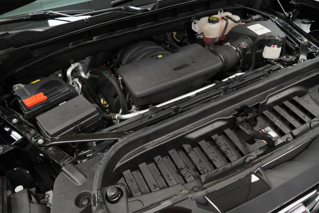 Used 2023 Onyx Black GMC Elevation image 42