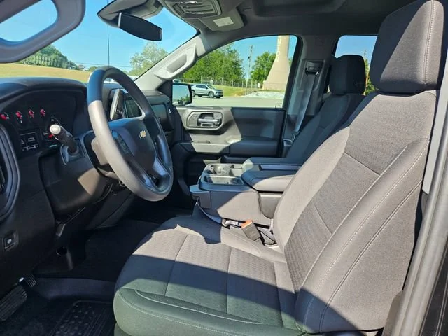 Used 2025 Black Chevrolet Custom image 9