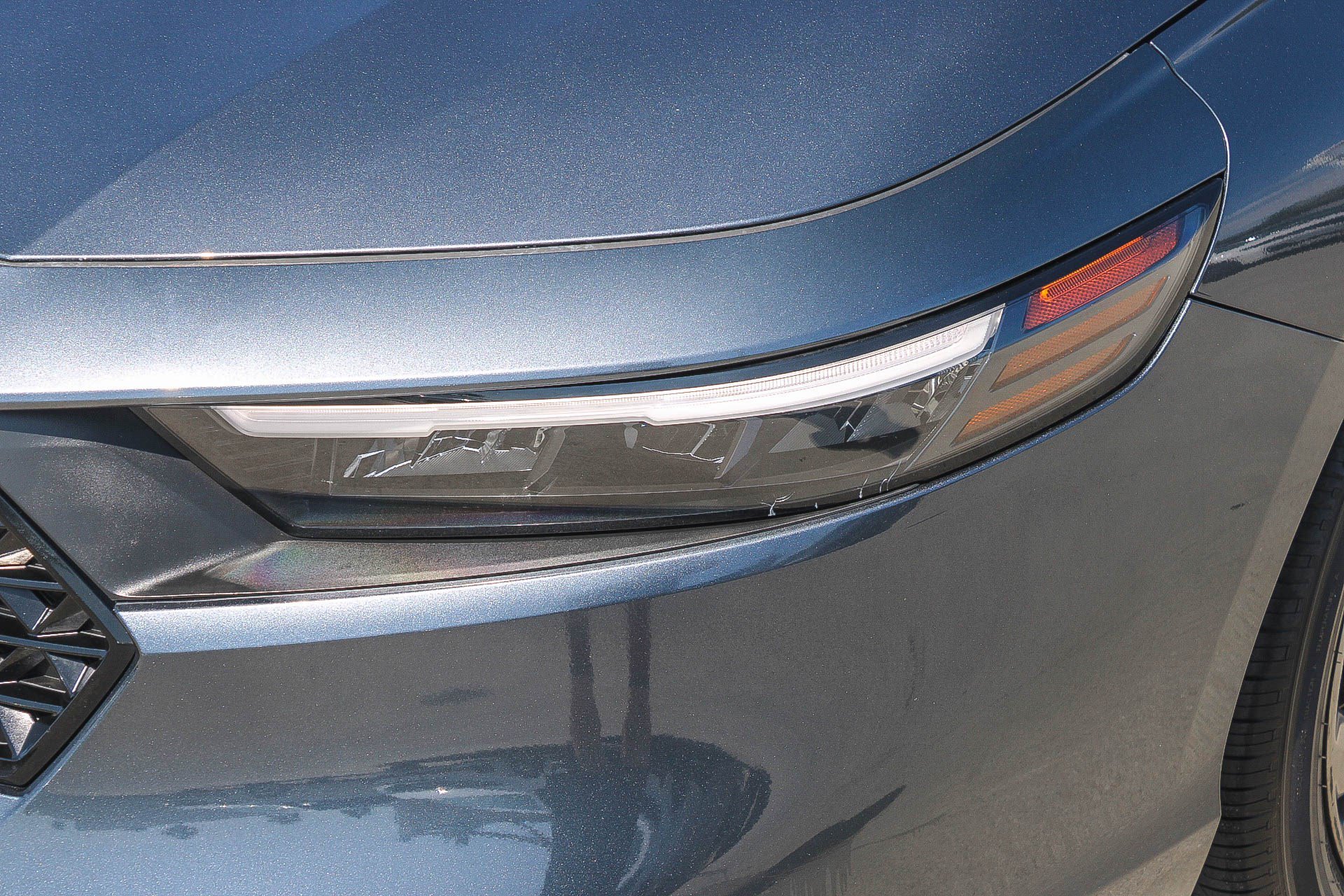 Used 2023 Meteorite Gray Metallic Honda EX image 4