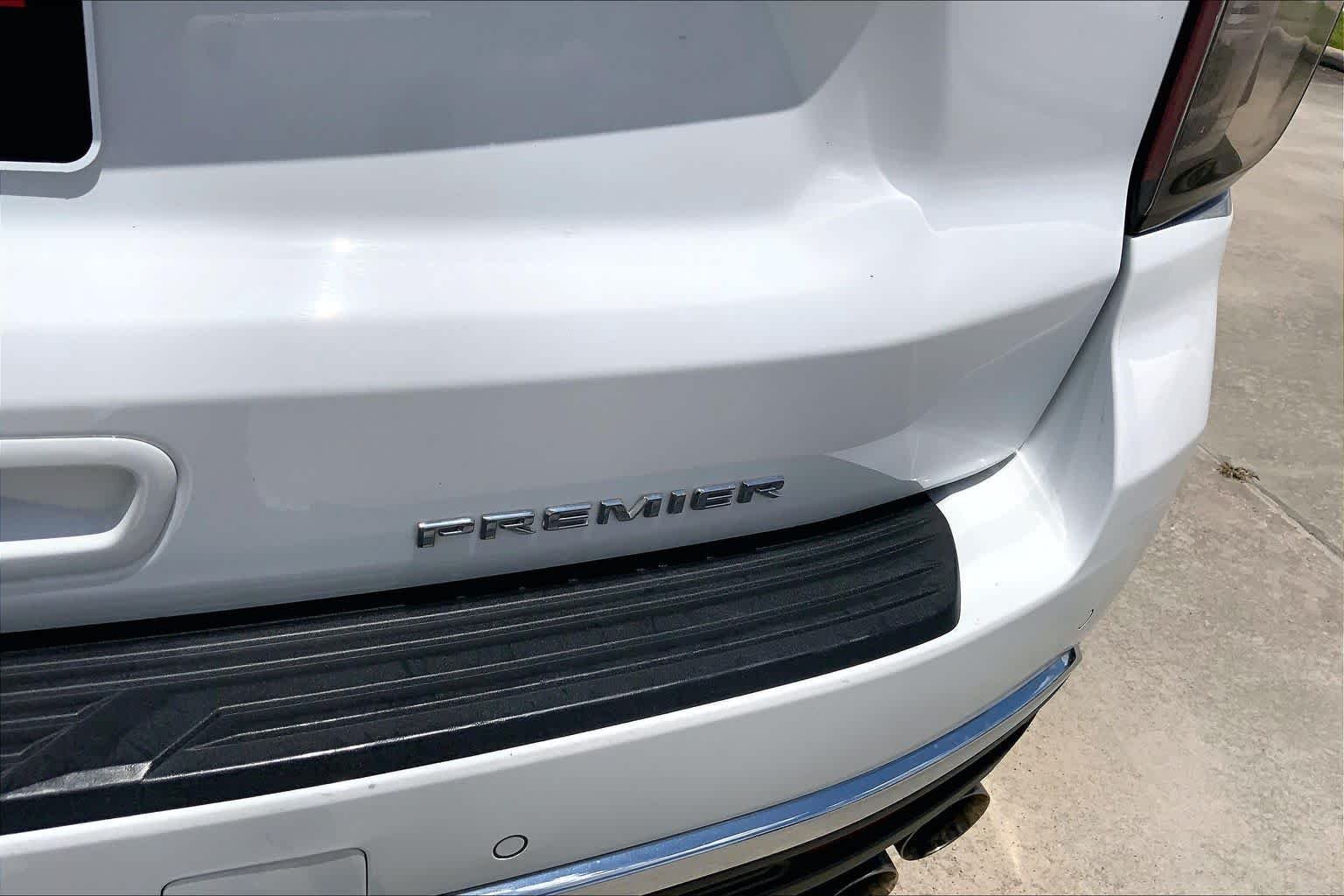 Used 2024 Summit White Chevrolet Premier image 10