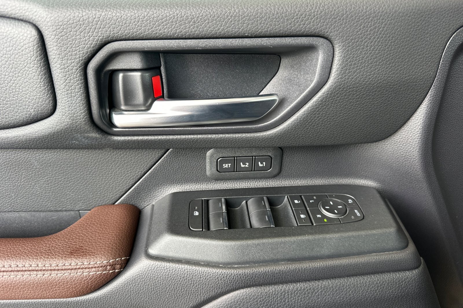 Used 2025 TRAIL DUST Toyota  image 10