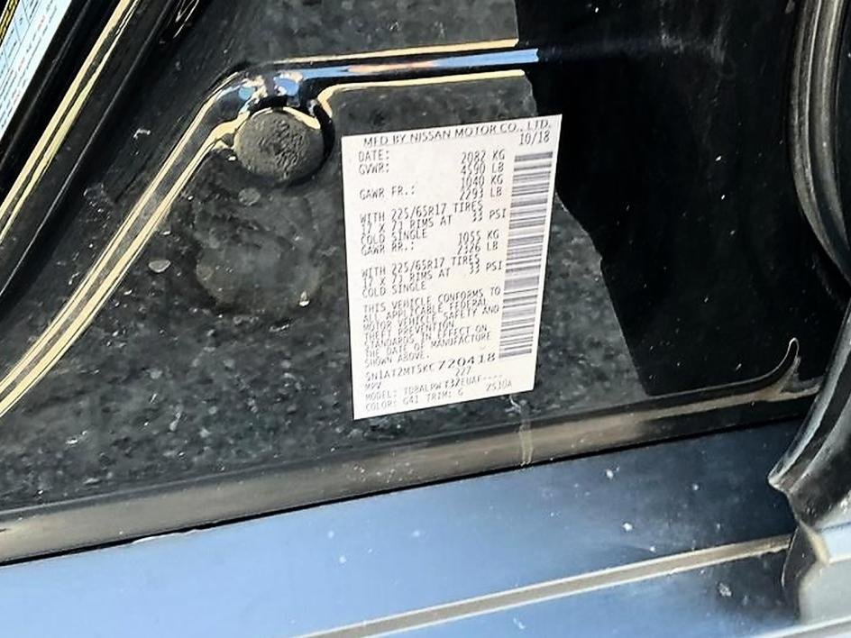 Used 2019 Black Nissan S image 33