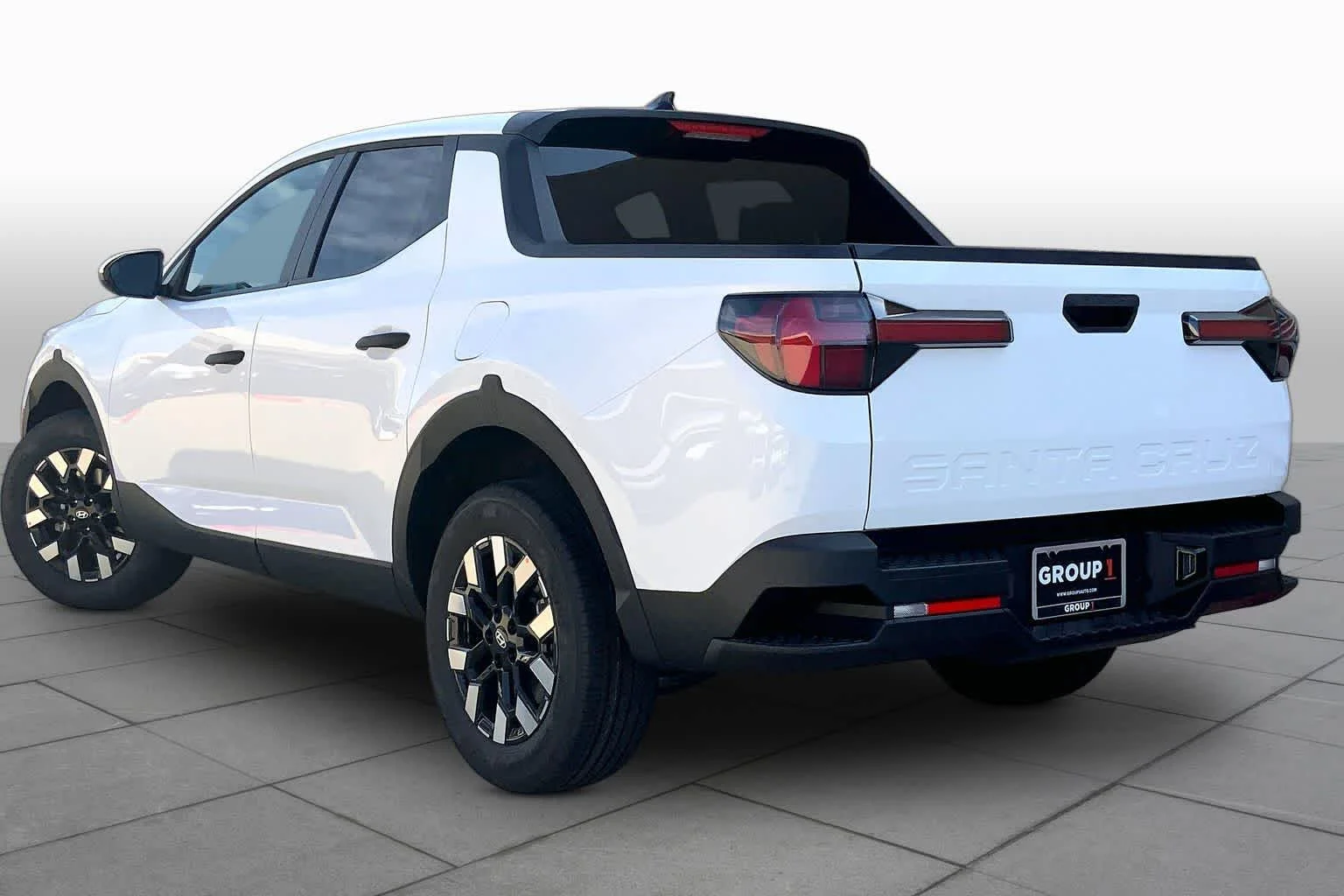 New 2027 Atlas White Hyundai SE image 12
