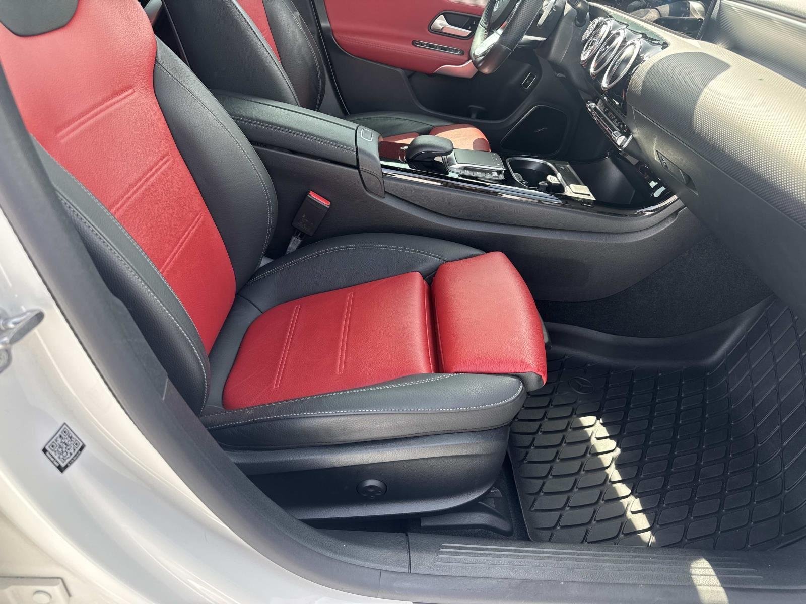 Used 2022 Polar White Mercedes-Benz CLA 250 image 12