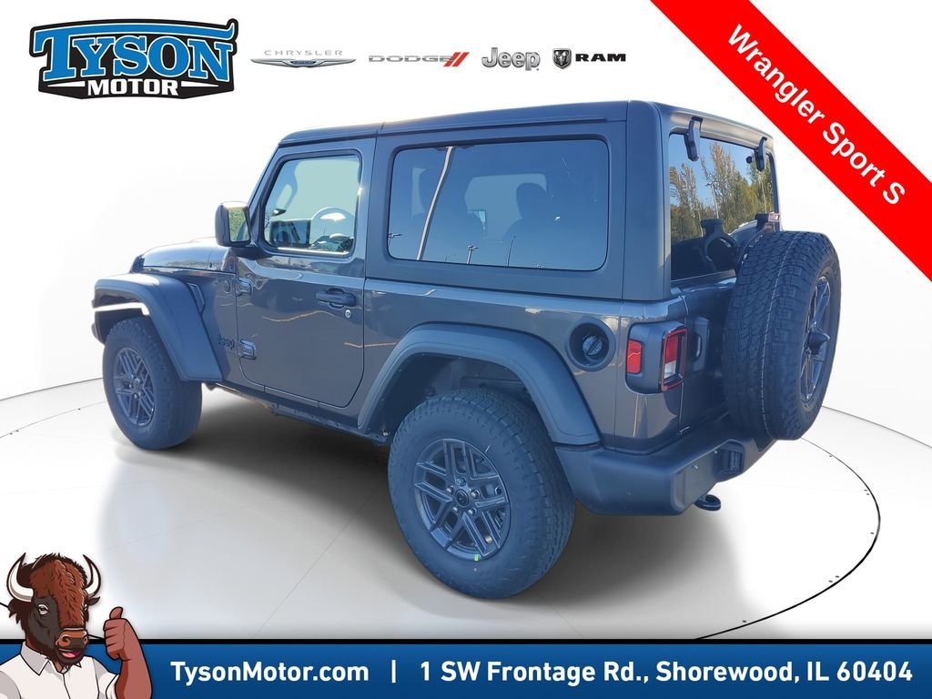 New 2026 Granite Crystal Metallic Clearcoat Jeep Sport S image 3